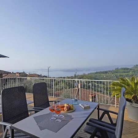 Samuel House - View Traditional Italy شقة توسكولانو ماديرنو