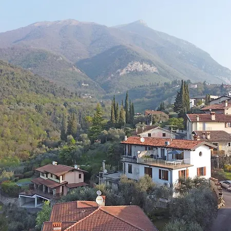 Samuel House - View Traditional Italy 아파트 *